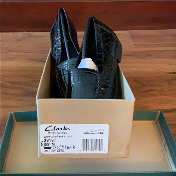 NIB Clarks Black Croco Bendables 8M - Picture 4 of 4